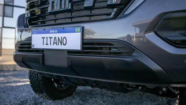 Overbumper para a Titano