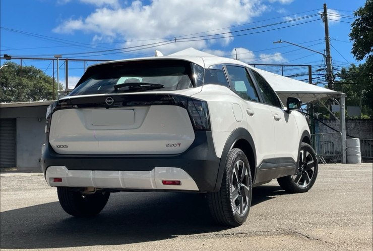Nissan Kicks Sense