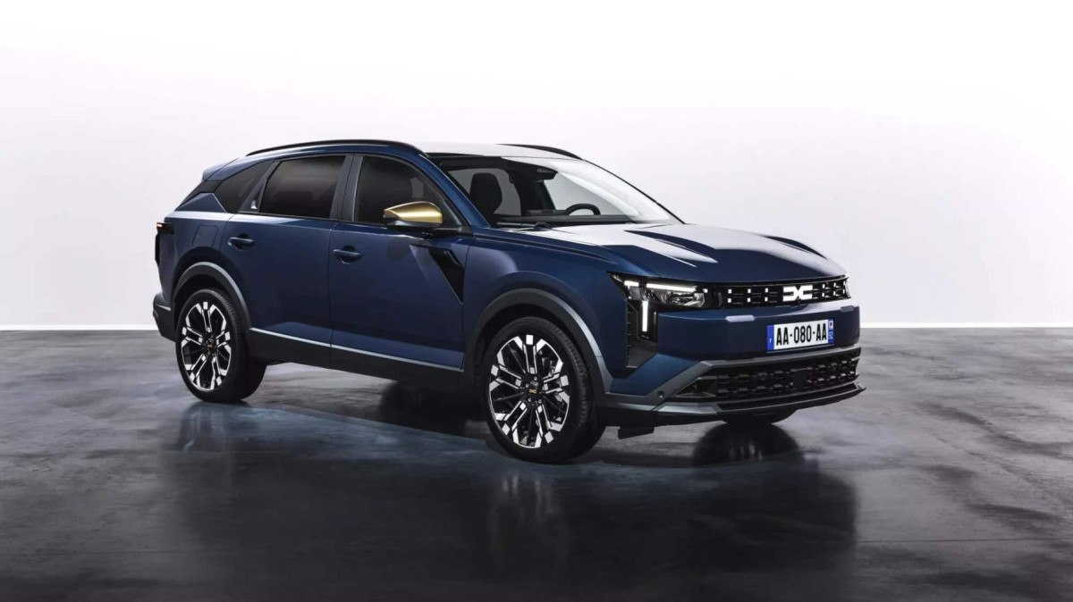 Dacia Striker aposta em altura de SUV para reinventar segmento de peruas na Europa