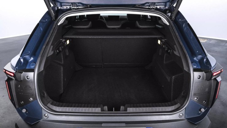 Dacia Striker conta com porta-malas espa&ccedil;oso, embora o volume n&atilde;o tenha sido divulgado