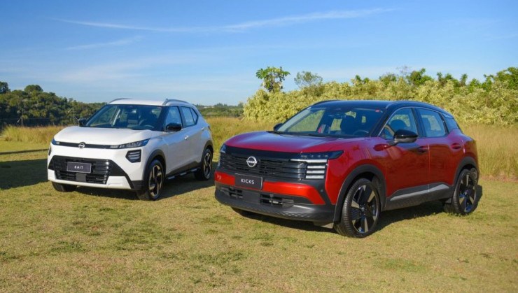Nissan Kait e Kicks lado a lado -  (crédito: Divulgação/Nissan)