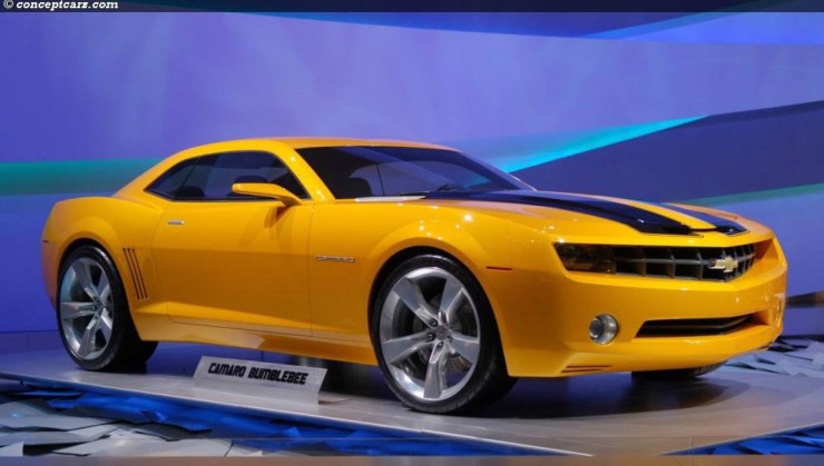 O Camaro foi montado pela Saleen