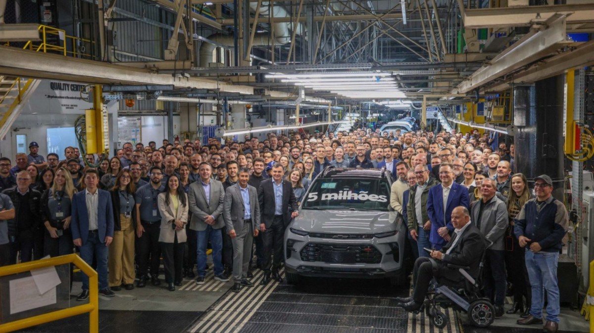 Uma unidade do Novo Sonic foi a que atingiu a marca dos cinco milh&otilde;es de carros produzidos