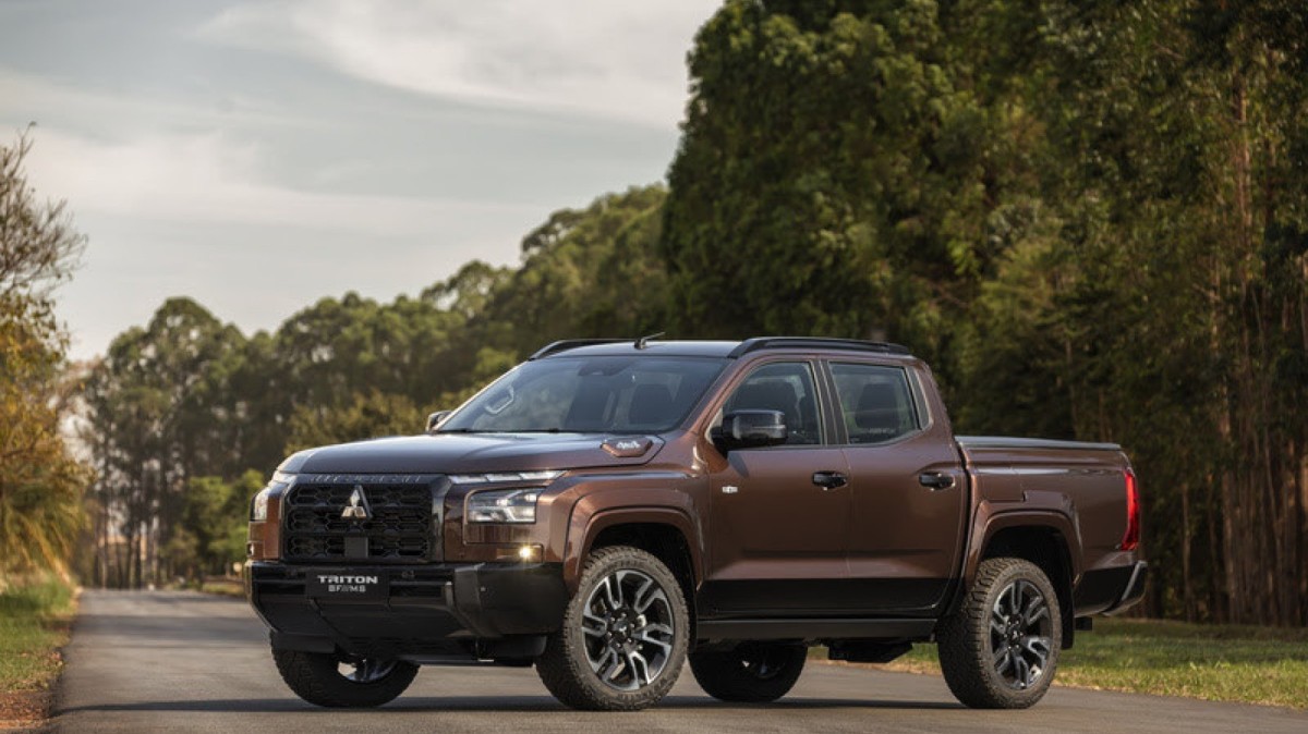 Mitsubishi Triton BF///MS 