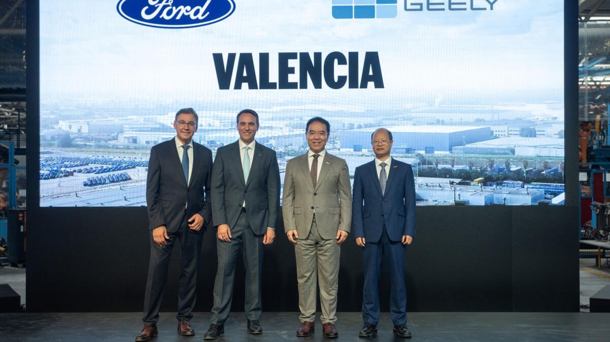 Ford-Geely oficializam acordo para produzir carros chineses na Europa