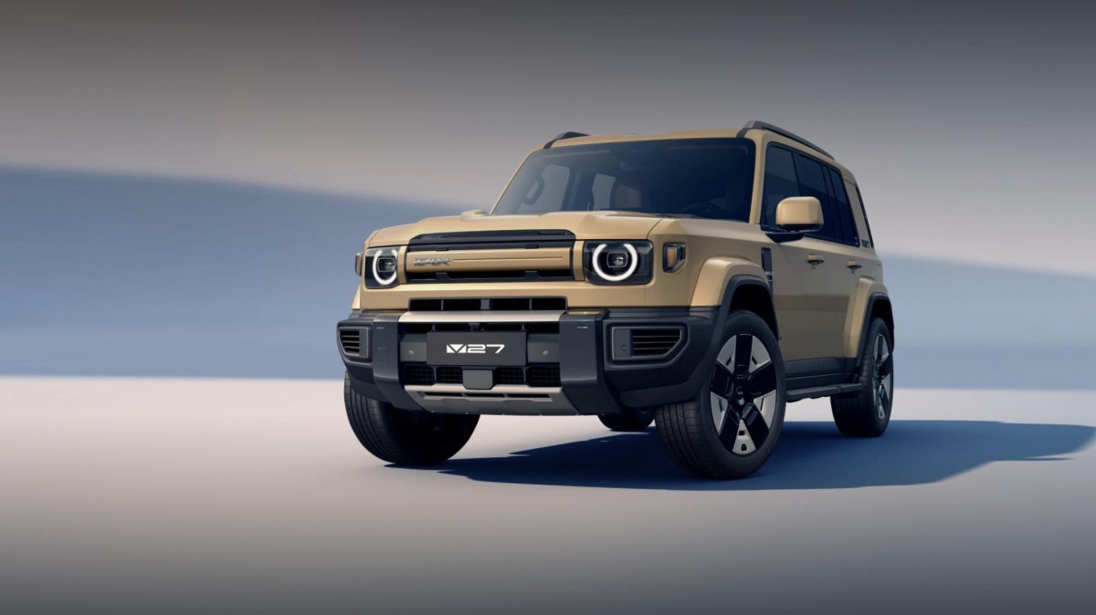 iCar 03