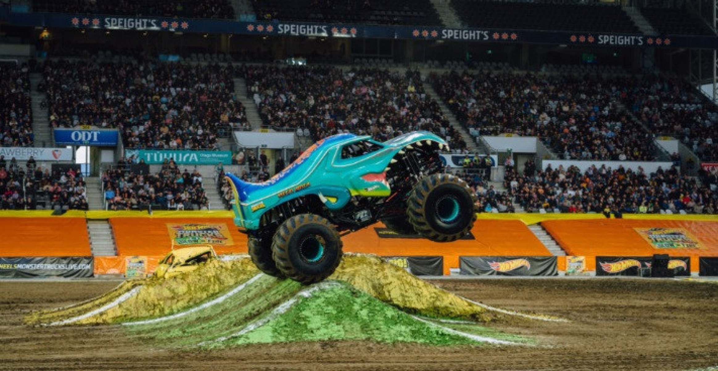 Hot Wheels Truck Live
