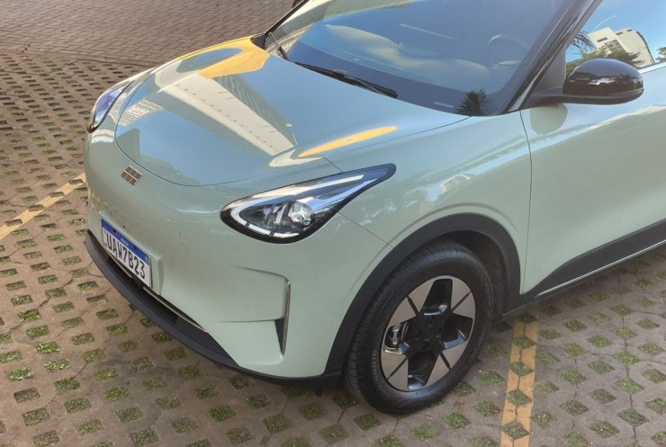 Geely EX2