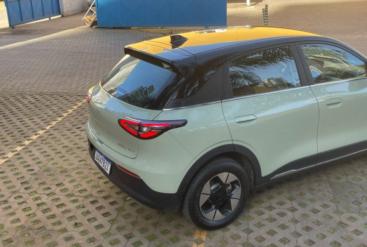 Geely EX2