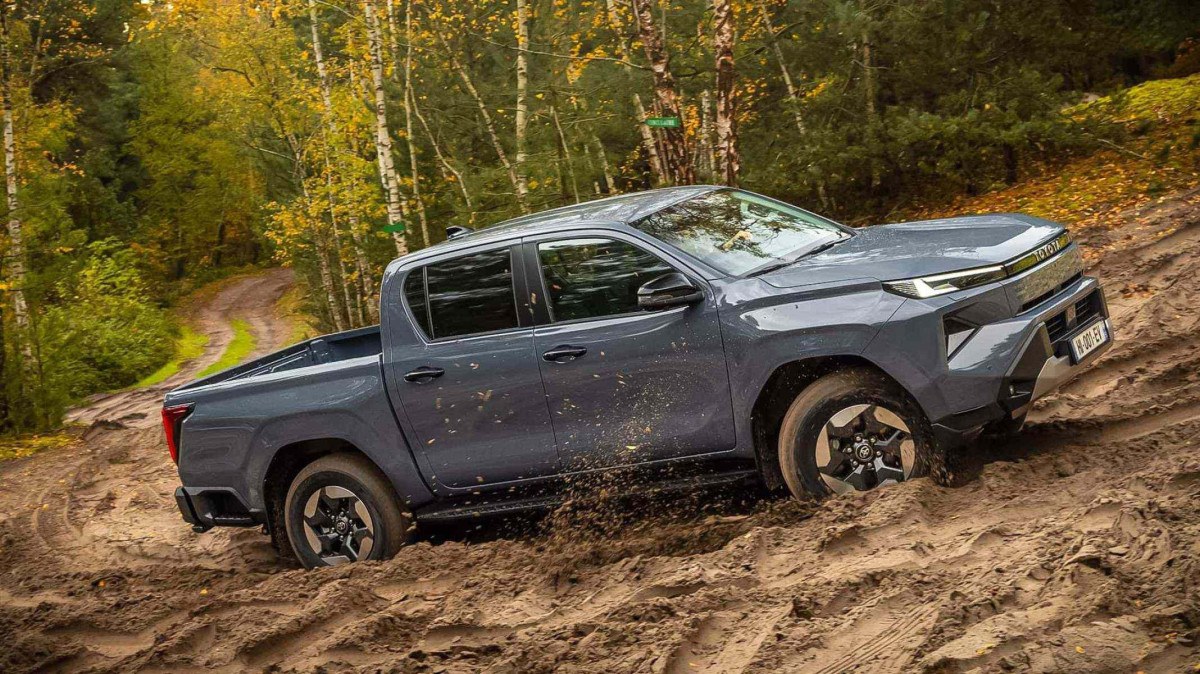 Toyota Hilux 2027