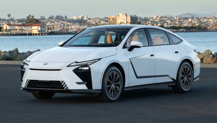 Lexus ES 350h -  (crédito: Divulgação/Lexus)