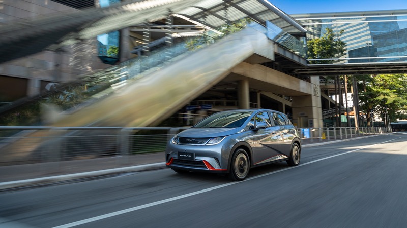 BYD Dolphin Mini, o modelo mais vendido da marca, contribui para os resultados recordes da empresa no Brasil -  (crédito: Divulga&ccedil;&atilde;o/BYD)