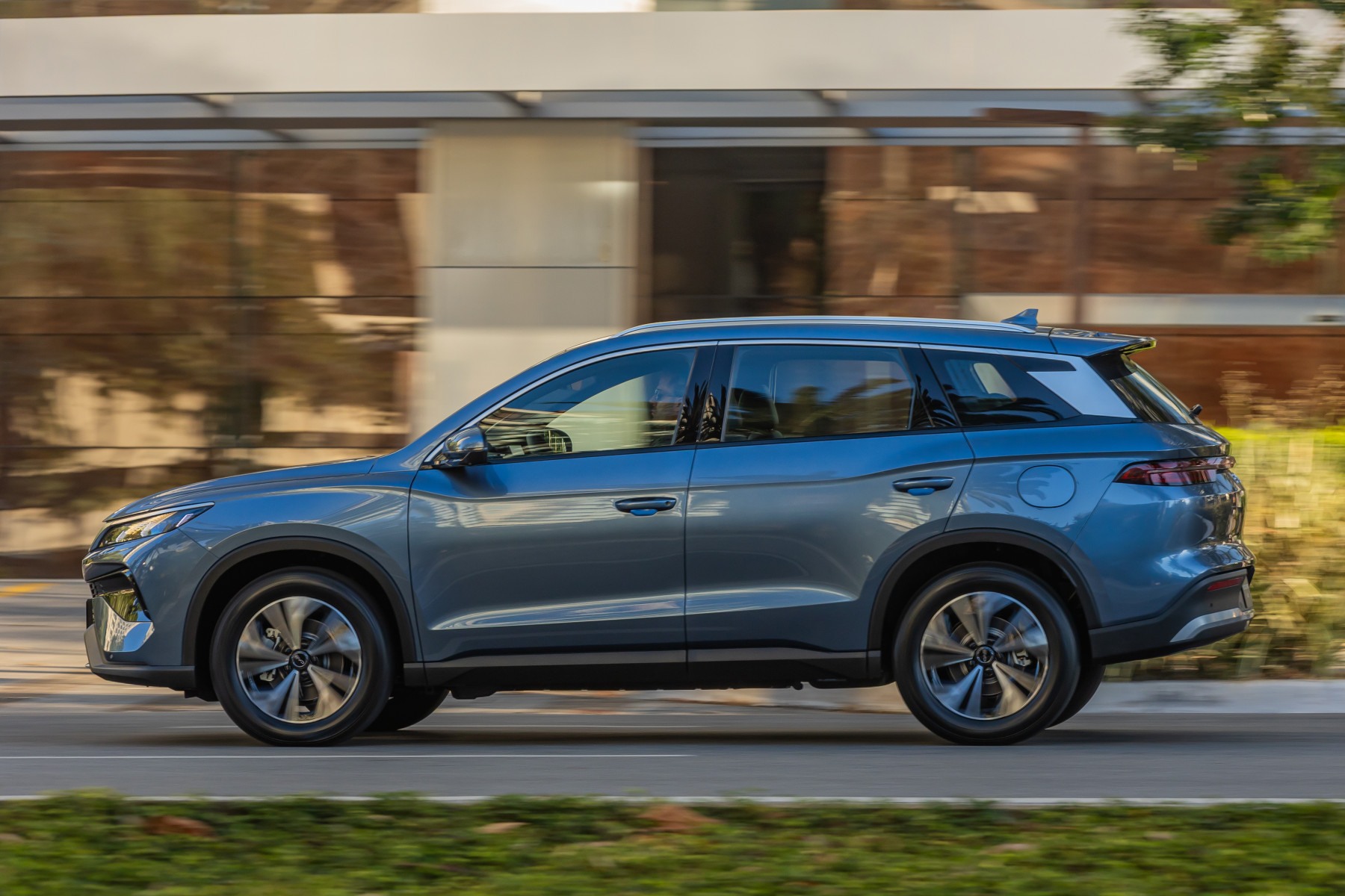 BYD bate recorde mensal e se aproxima da Chevrolet; veja ranking