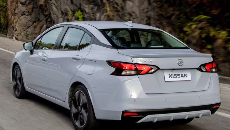 Nissan Versa
