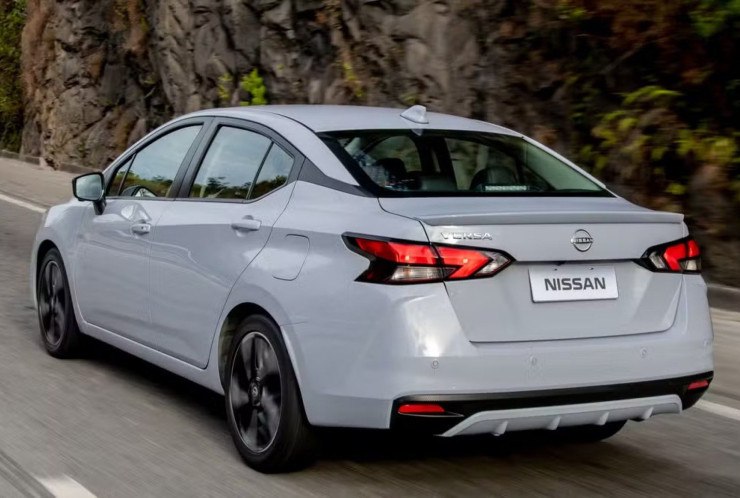 Nissan Versa
