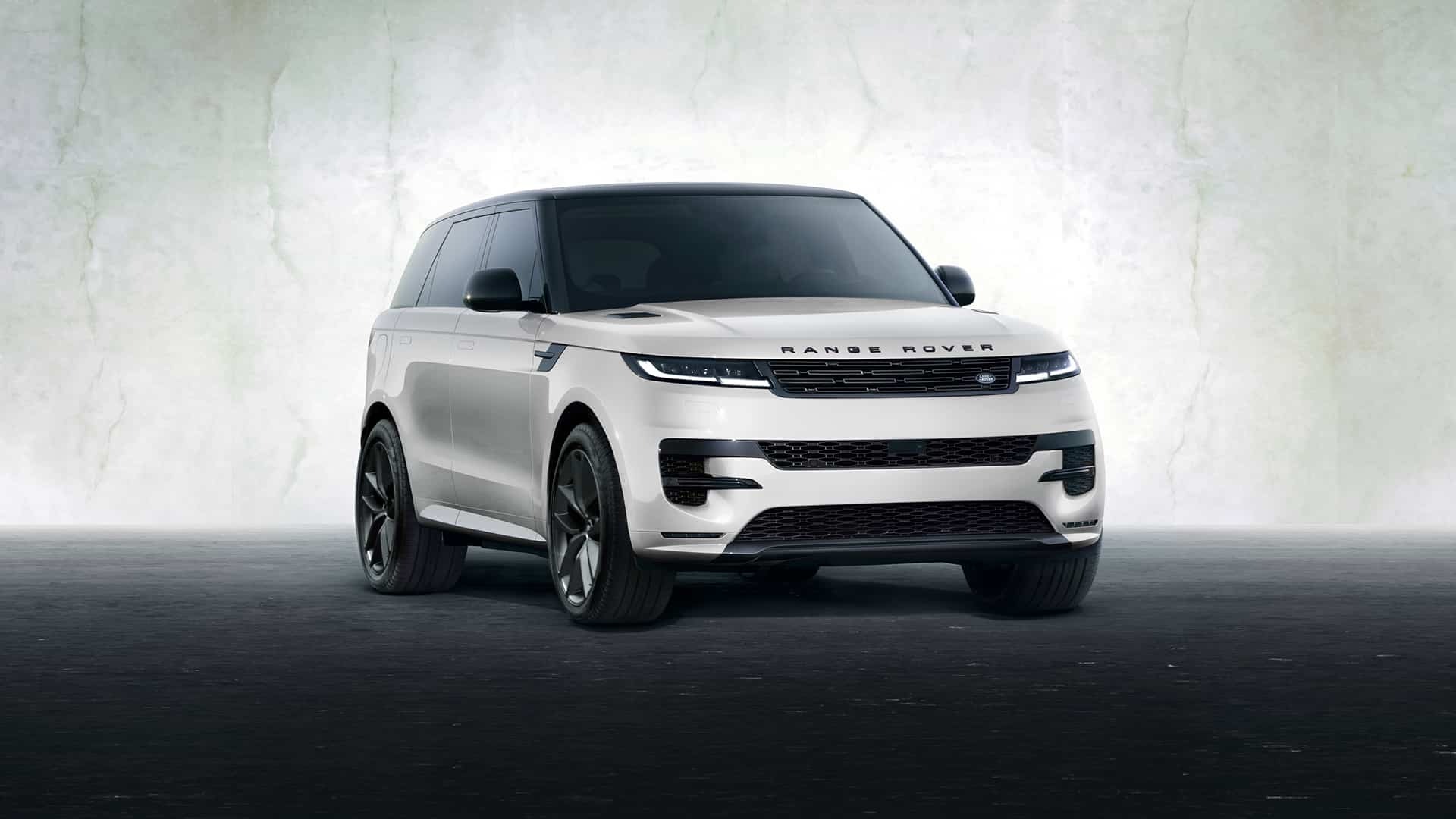 O Range Rover Sport Dynamic, que chega ao Brasil, ostenta design esportivo com detalhes em preto brilhante -  (crédito: Divulga&ccedil;&atilde;o/Range Rover)