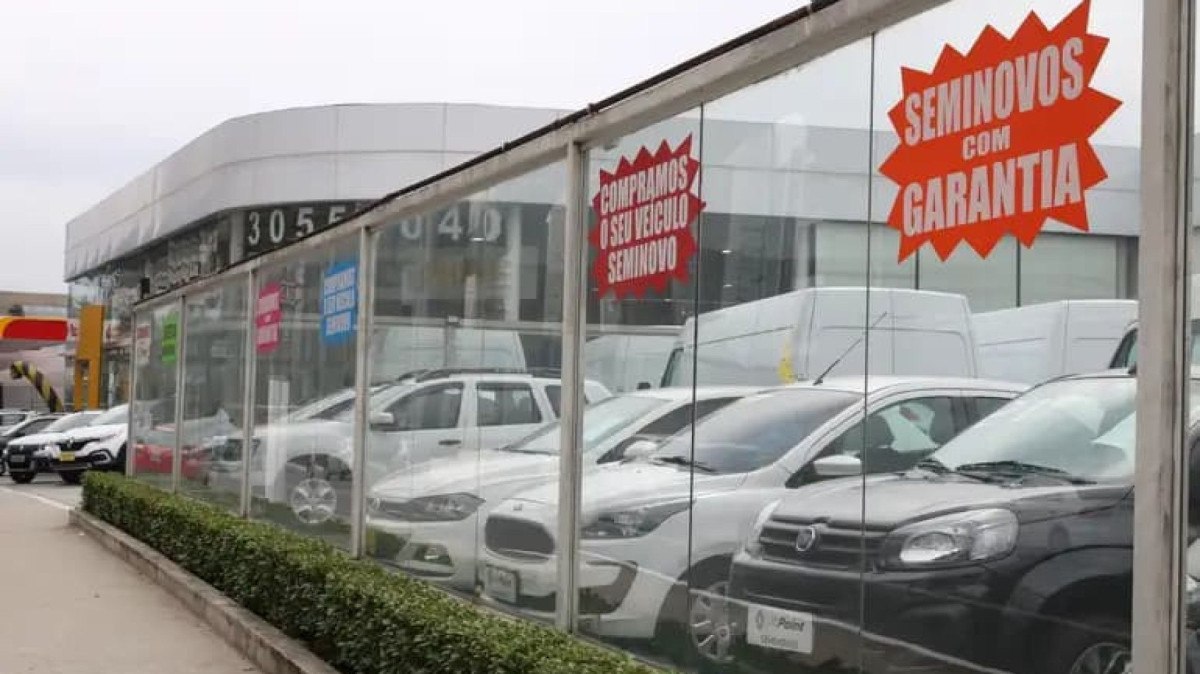 Concessionária de carros usados