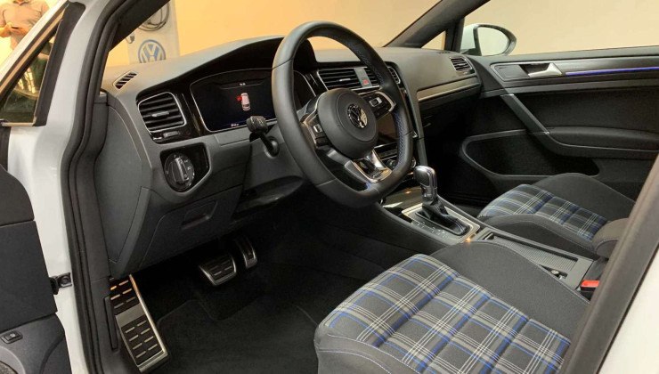Volkswagen Golf GTE 2020