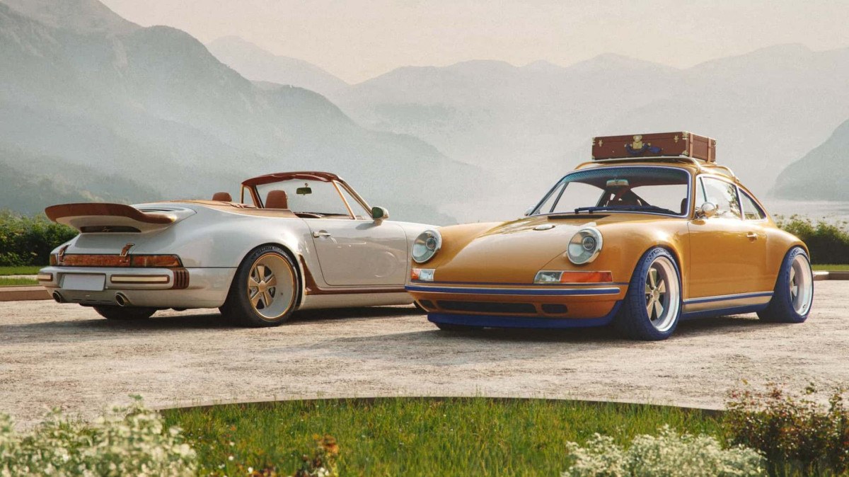 A Singer em parceria com a Louis Vuitton restaurou duas Porsches 911, ambos baseados na geração 964, refrigerado a ar. 