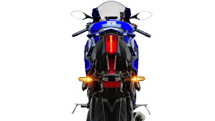 Yamaha R7 2027