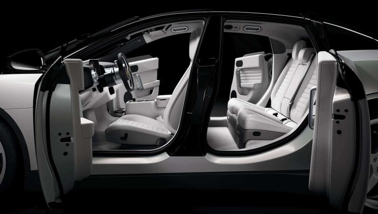 Ferrari Luce Tailor Made