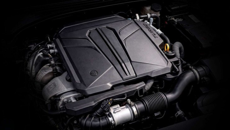 O conjunto mec&acirc;nico entrega 210 cv de pot&ecirc;ncia a 3.800 rpm e 45 kgfm de torque