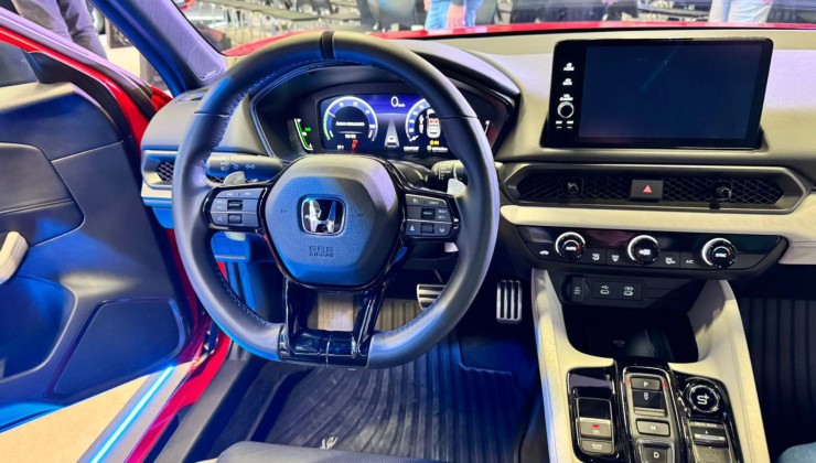 Interior do Honda Prelude n&atilde;o esconde parentesco com o Civic