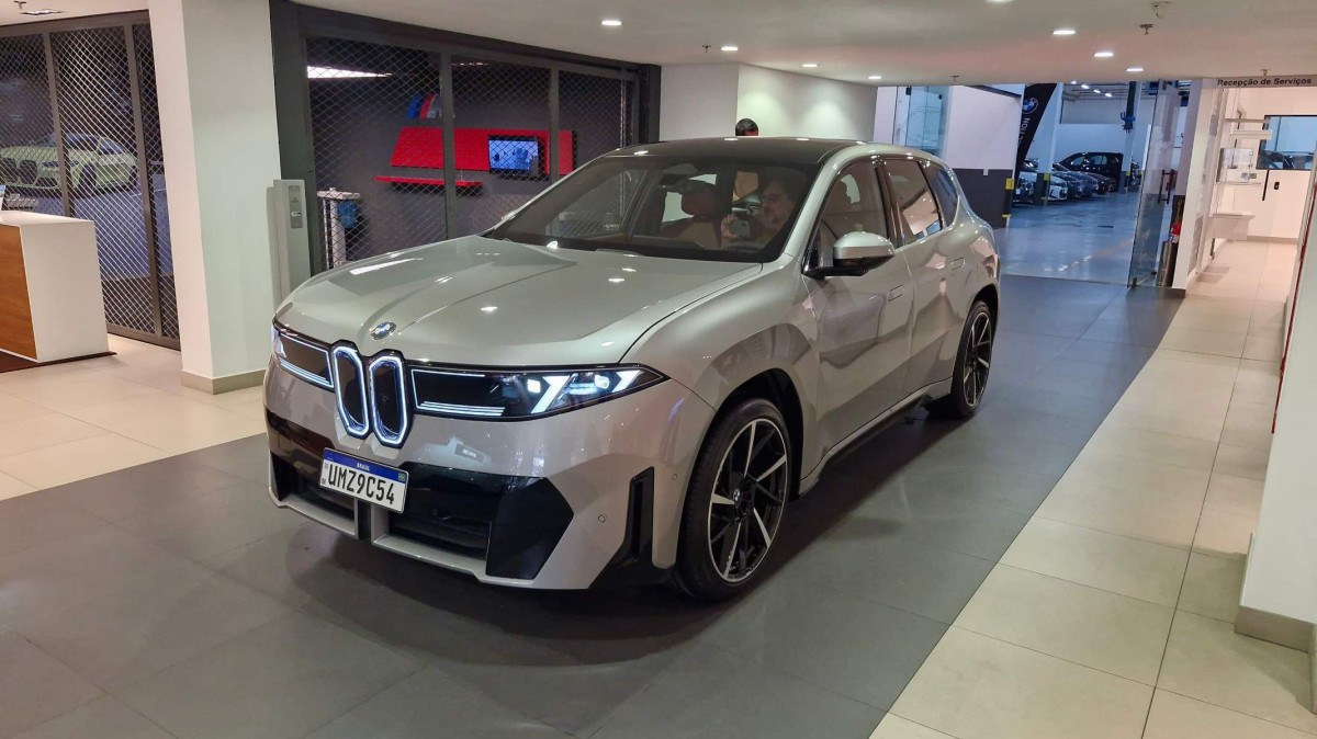 BMW iX3 chega na vers&atilde;o &uacute;nica "50 xDrive" por R$ 582.950