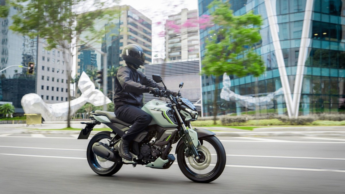 Yamaha Fazer FZ15 2027