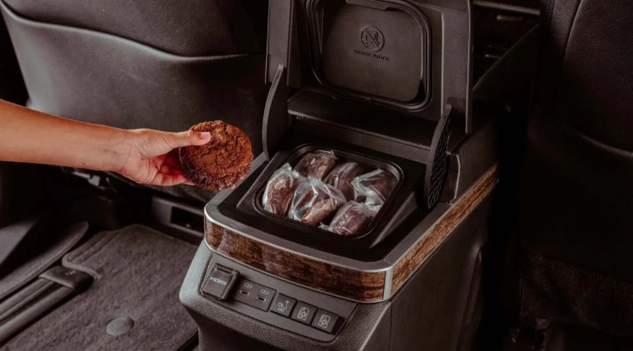 Toyota vende sorvete para promover refrigerador de minivan