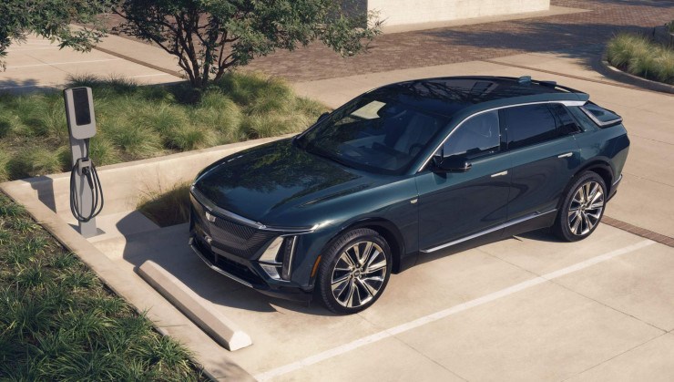 Cadillac LYRIQ