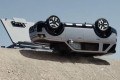 Freelander 8 é arremessado de morro e segue funcionando