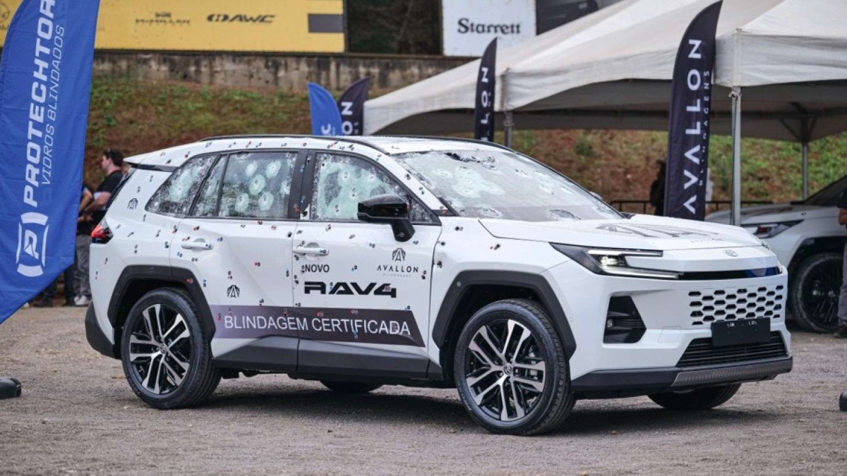 Toyota RAV4 com mais de 560 disparos
