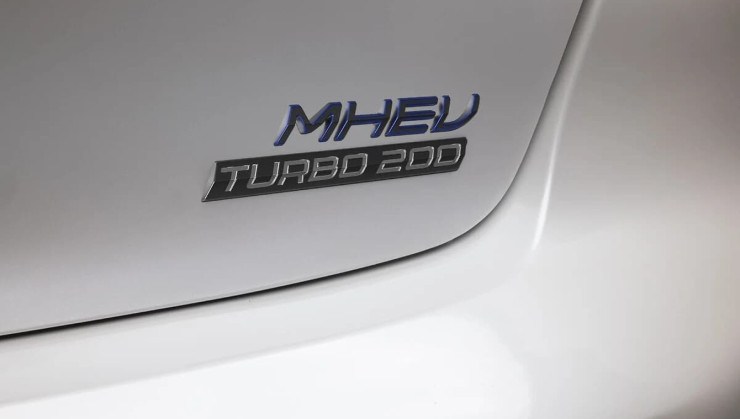Novo emblema MHEV no Peugeot 208 GT