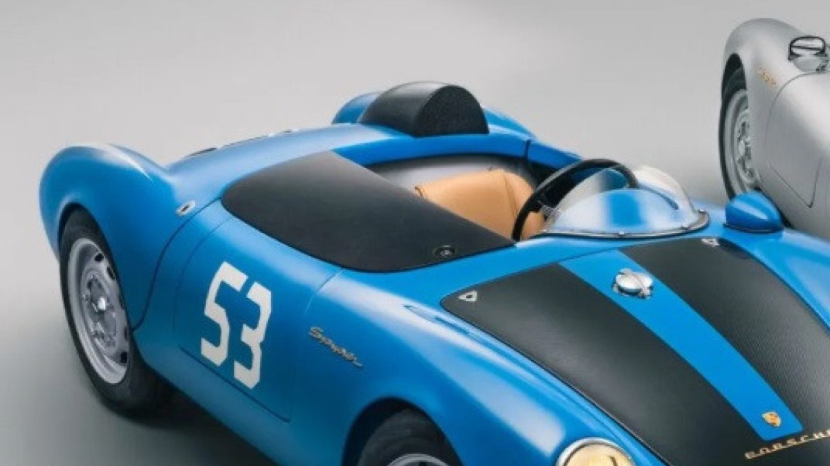 Réplica de Porsche 550 Spyder azul
