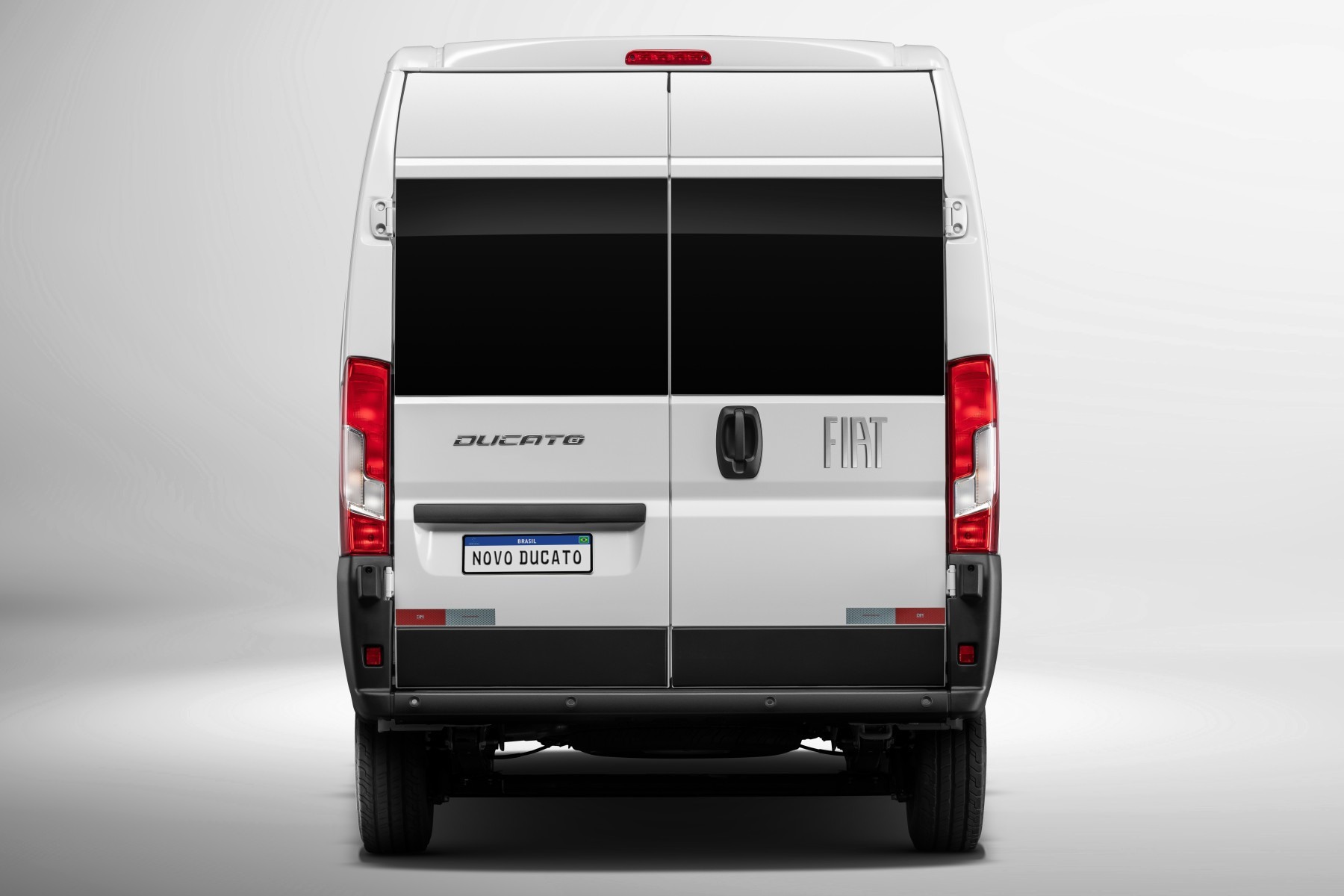Traseira da Fiat Ducato 2027