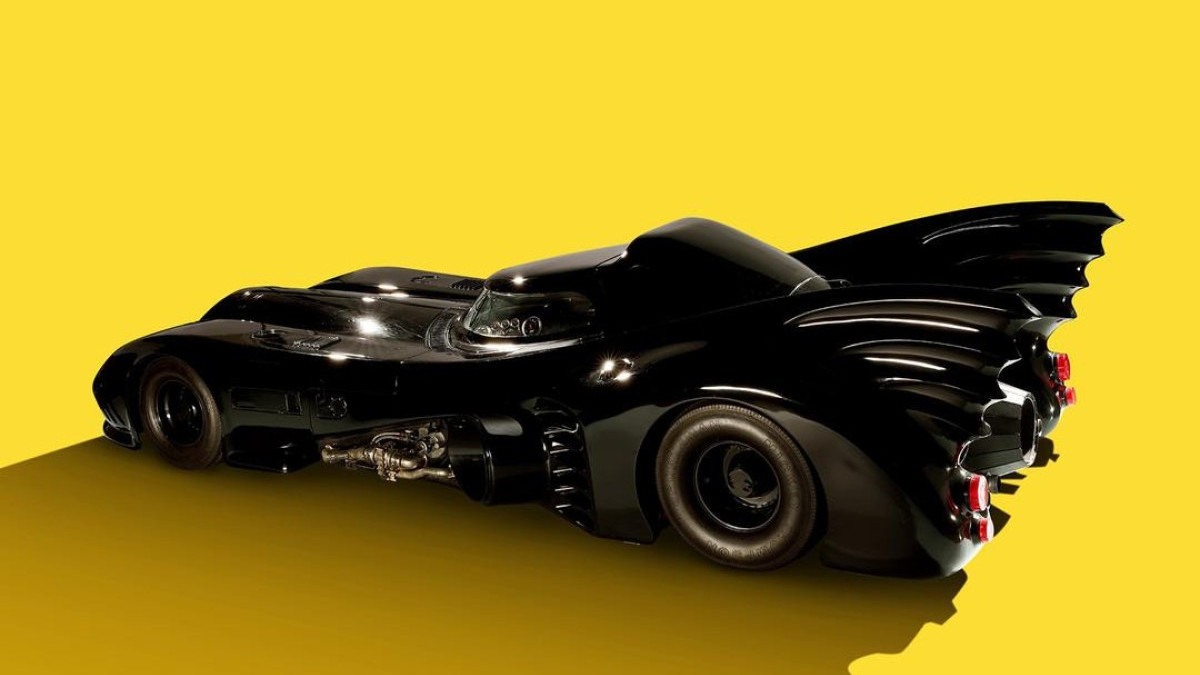 O ic&ocirc;nico carro foi constru&iacute;do a partir da uni&atilde;o de dois chassis de Chevrolet Impala.