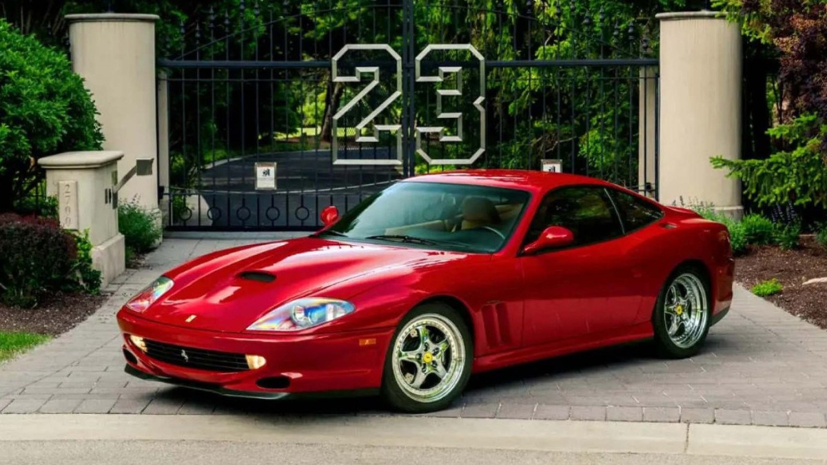 Ferrari 550 Maranello que pertenceu a Michael Jordan