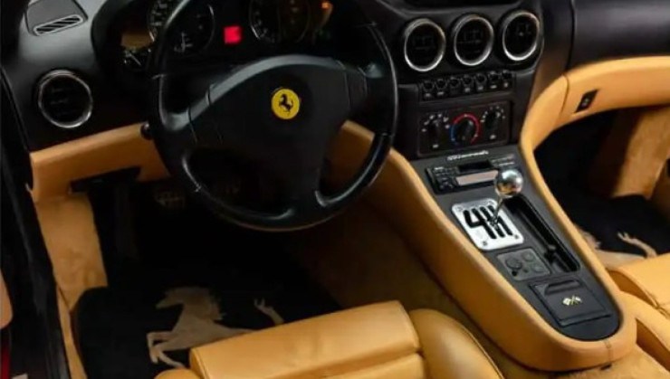 Ferrari 550 Maranello que pertenceu a Michael Jordan