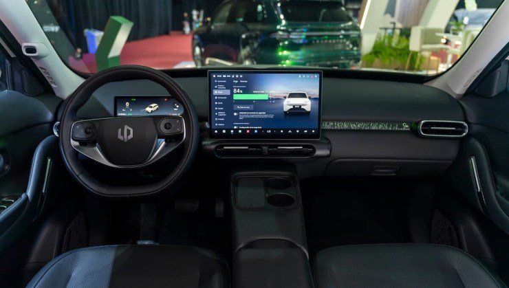 Leapmotor B03X traz interior minimalista como os demais carros da marca chinesa