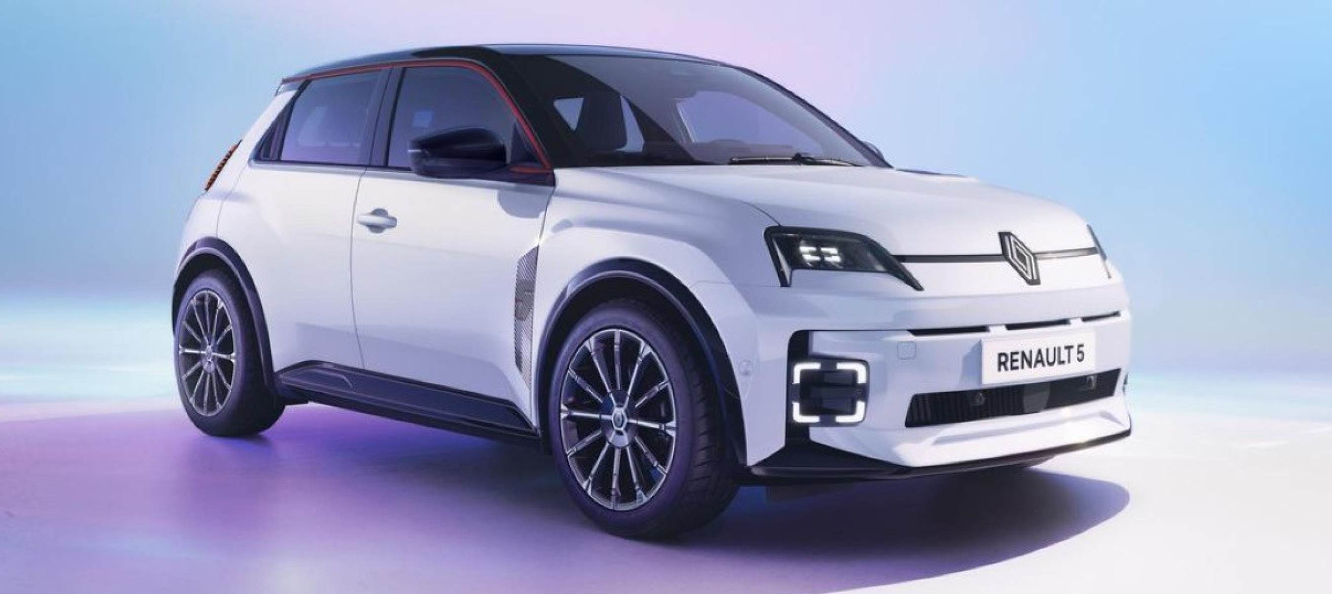 Renault 5 elétrico ganha mais autonomia e novas opções de cores