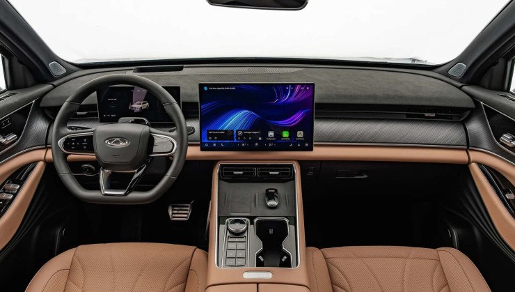 CAOA Chery Tiggo 9 conta com interior moderno