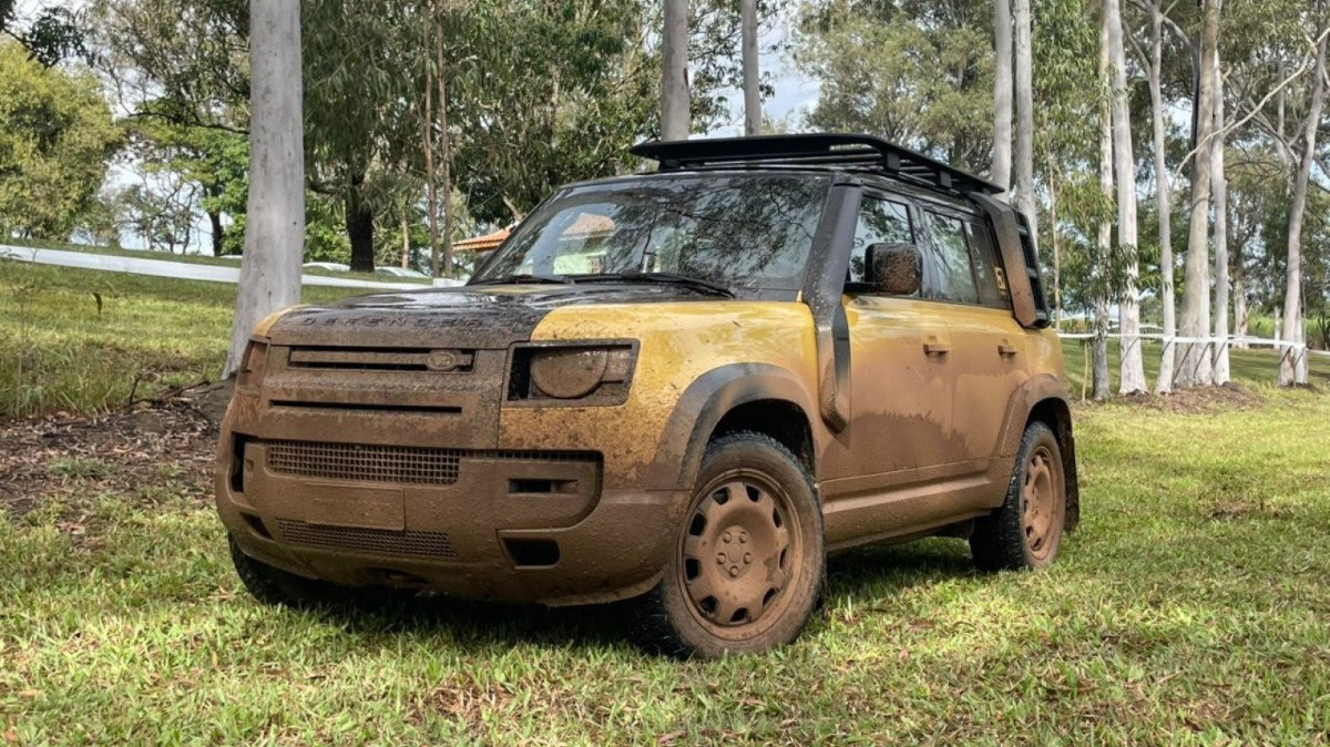 Land Rover Defender 110 Trophy