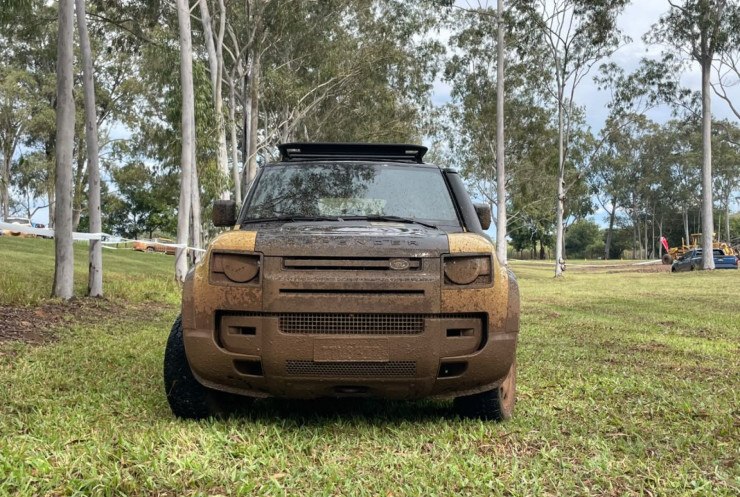 Land Rover Defender 110 Trophy