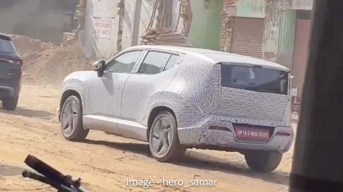 Novo SUV elétrico da Honda sendo testado em rodovias sem asfalto na Índia
