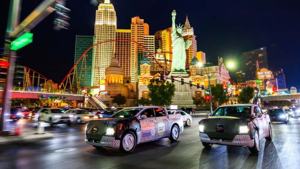 Ford Fathom rodando em testes por Las Vegas