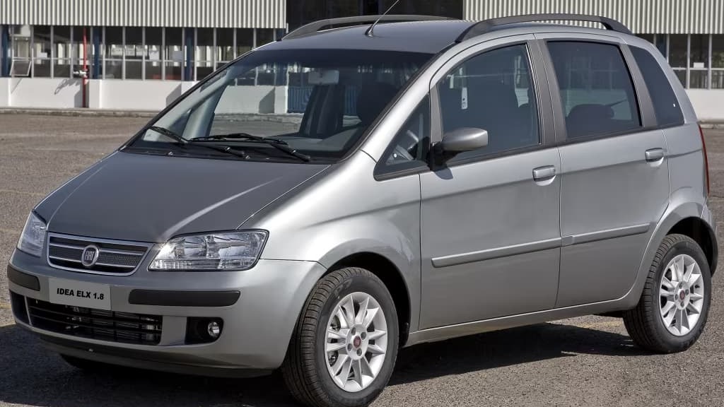 O Fiat Idea lidera o ranking de ve&iacute;culos mais recuperados por rastreadoras, segundo levantamento da Carsystem -  (crédito: Fiat Idea)