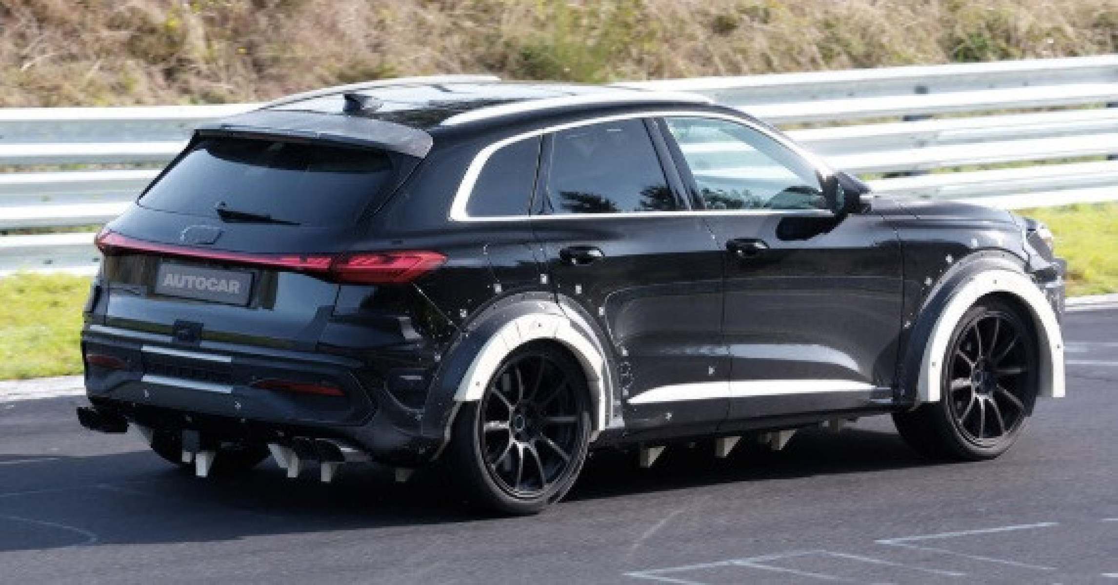 Porsche prepara novo SUV