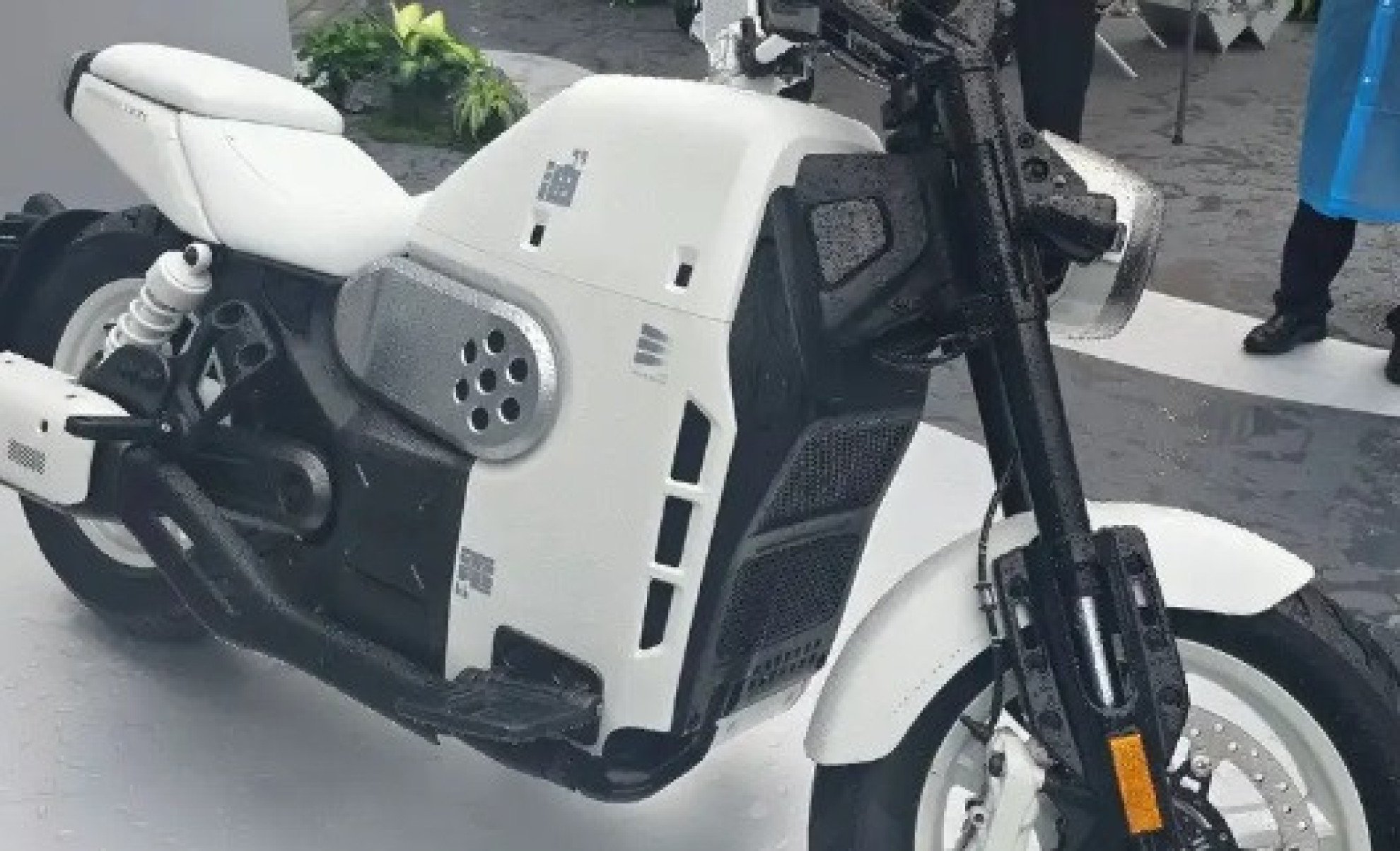 Scooter branca da Chery 