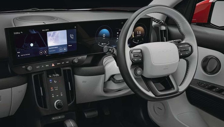 Hyundai Bayon tem interior parecido com do i20, mas modelo indiano traz telas curvas na vers&atilde;o mais cara